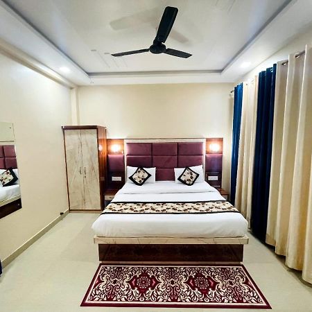 The Sunshine Apartment Agra  Ngoại thất bức ảnh