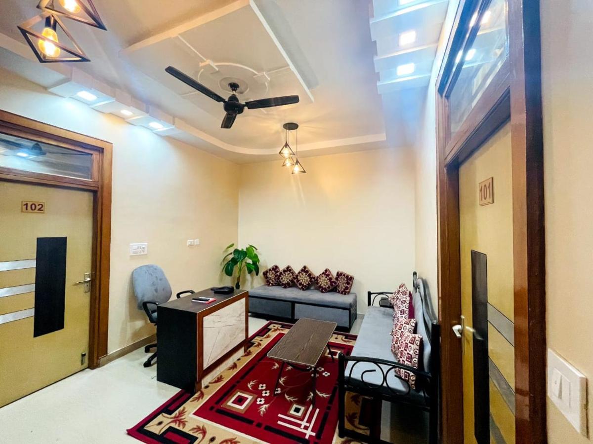 The Sunshine Apartment Agra  Ngoại thất bức ảnh