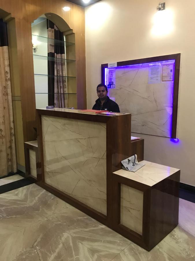 The Sunshine Apartment Agra  Ngoại thất bức ảnh